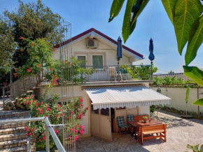 Apartments with a parking space Crikvenica - 18410